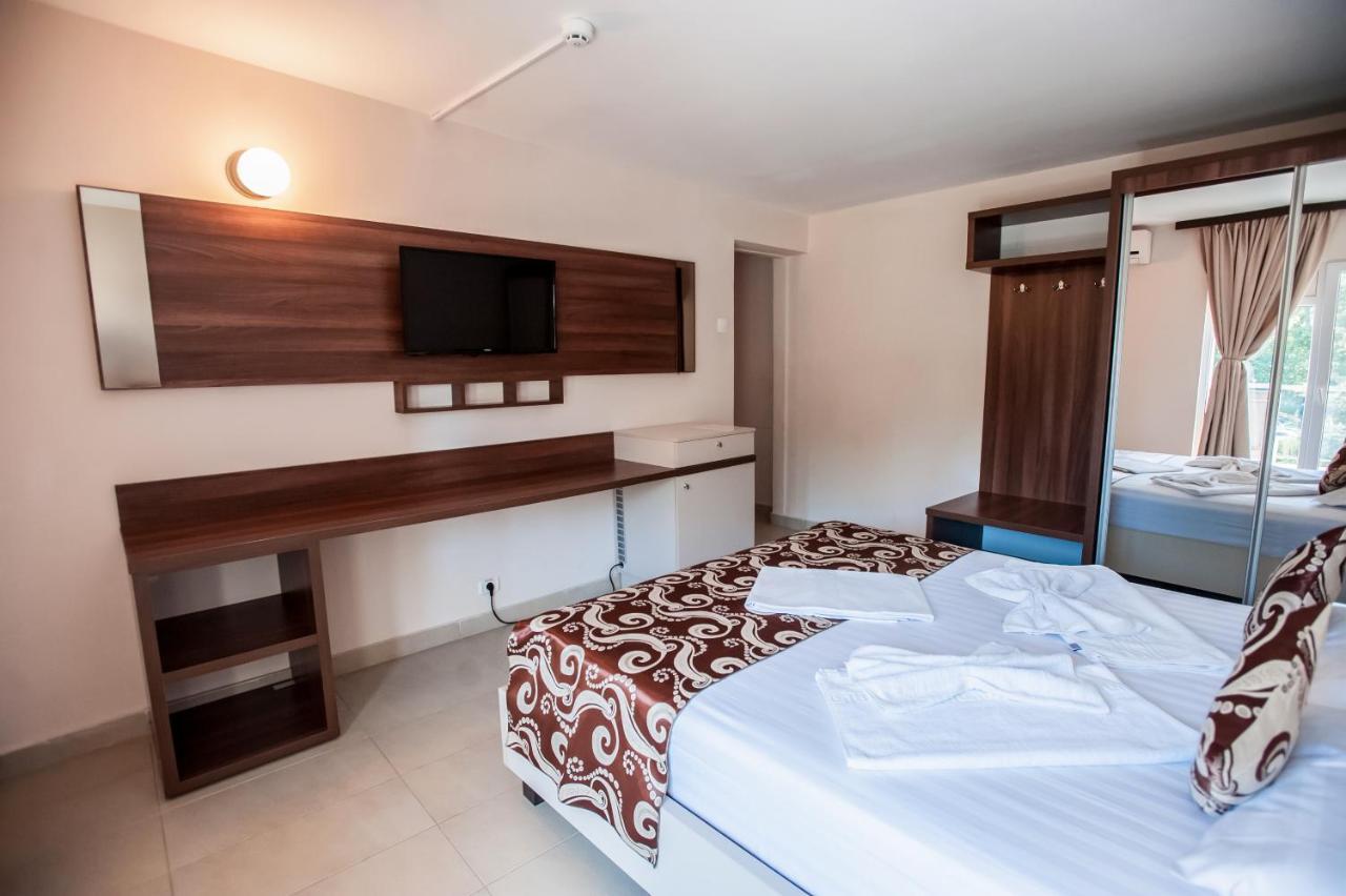 Jijo'S Hotel มามายา ภายนอก รูปภาพ