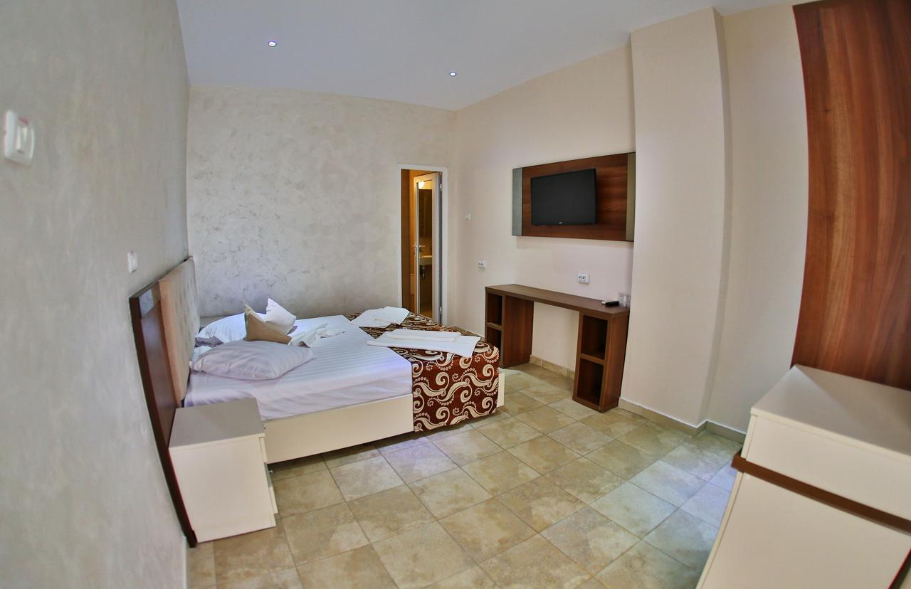 Jijo'S Hotel มามายา ภายนอก รูปภาพ